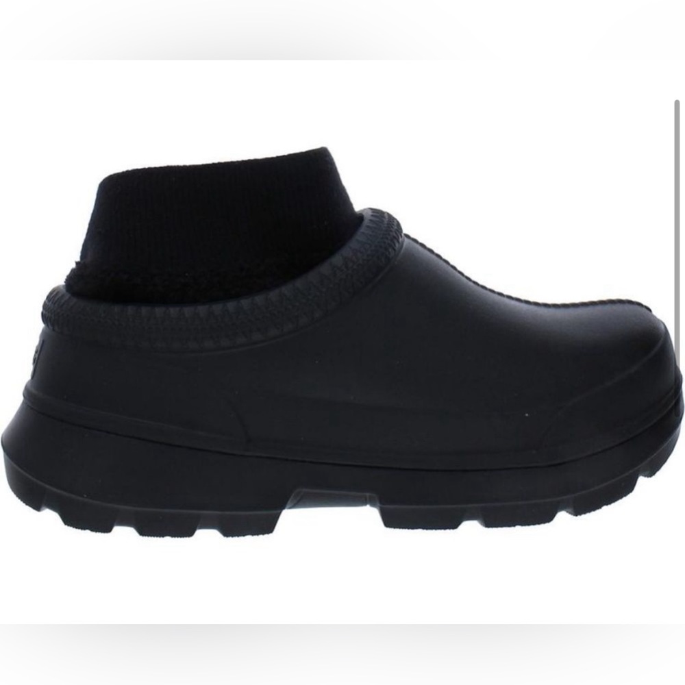 AUTHENTIC UGG TASMAN X WATERPROOF IN COLOR BLACK